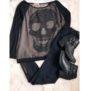 Skull long sleeve shirt